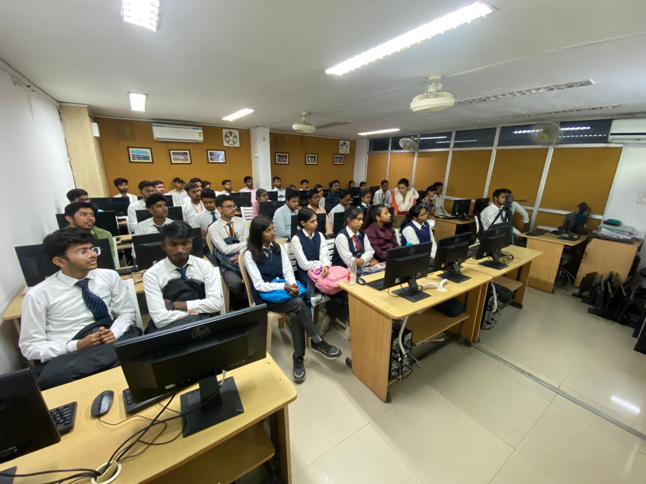Microtek College of Management & Technology