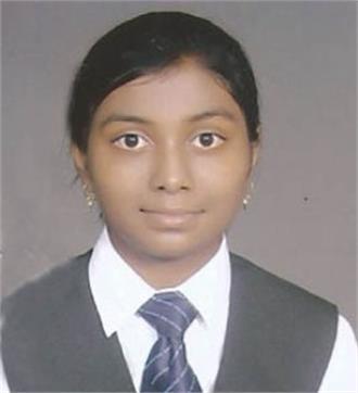 Portrait of Shivani Gupta, a top-performing student from BBA 