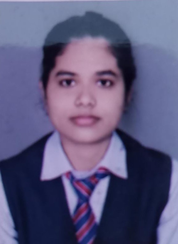Portrait of Kritika Vishwakarma, a top-performing student from MBA 2023